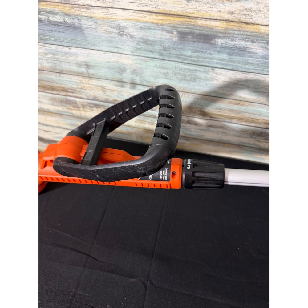 Black & Decker GH900 String Trimmer 14" Orange Good 6.5A Corded Electric Edger - Picture 3 of 7